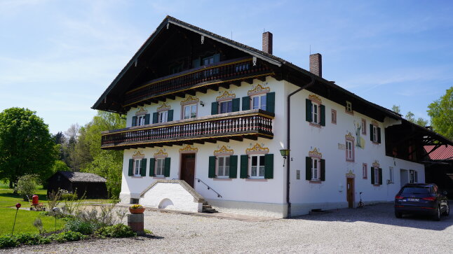 Das Hauptgebäude in Karonlinenfeld